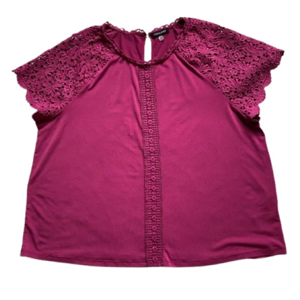 Women’s Cable & Gauge Fuschia Top